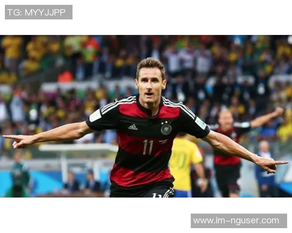 弗拉格表现平平奎因双十数据助力球队18号秀高效发挥砍下17分 弗拉格表现平平奎因双十数据助力球队18号秀高效发挥砍下17分