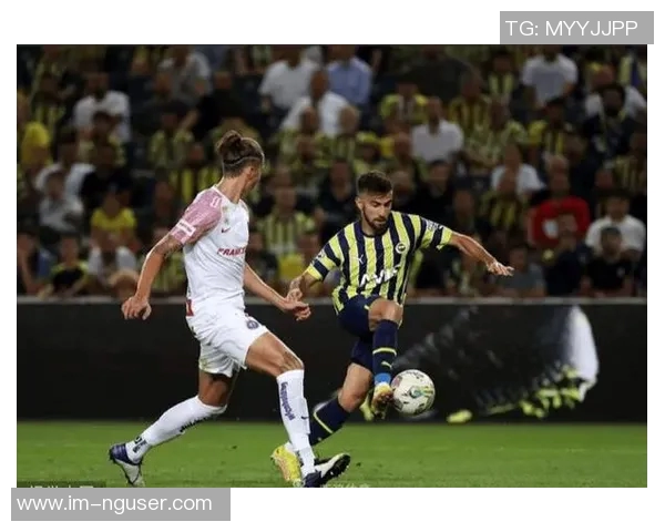 费内巴切与热刺争夺格雷茨卡经纪人正与热刺洽谈合作 费内巴切与热刺争夺格雷茨卡经纪人正与热刺洽谈合作